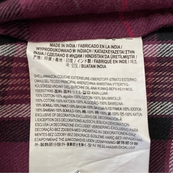 NWT Vans Box Car Flannel Button Up Top Large - Picture 4 of 6